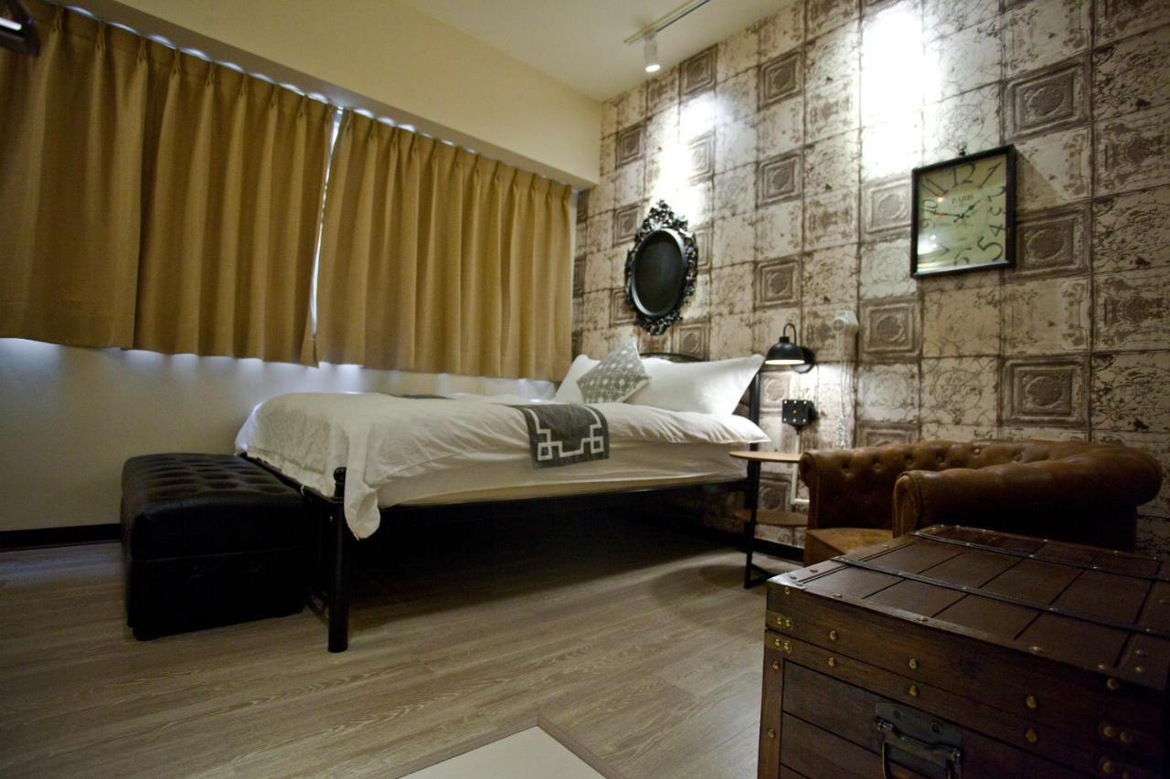 台中一中街格雷熊 Apartment Bagian luar foto