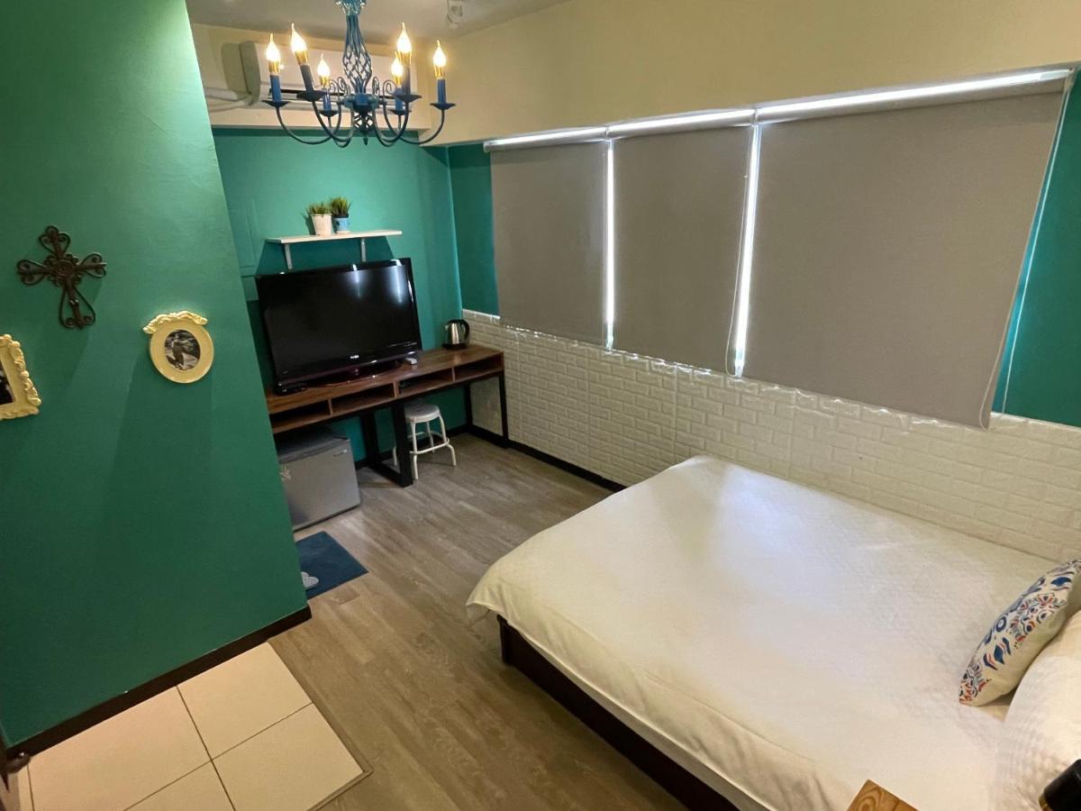 台中一中街格雷熊 Apartment Bagian luar foto