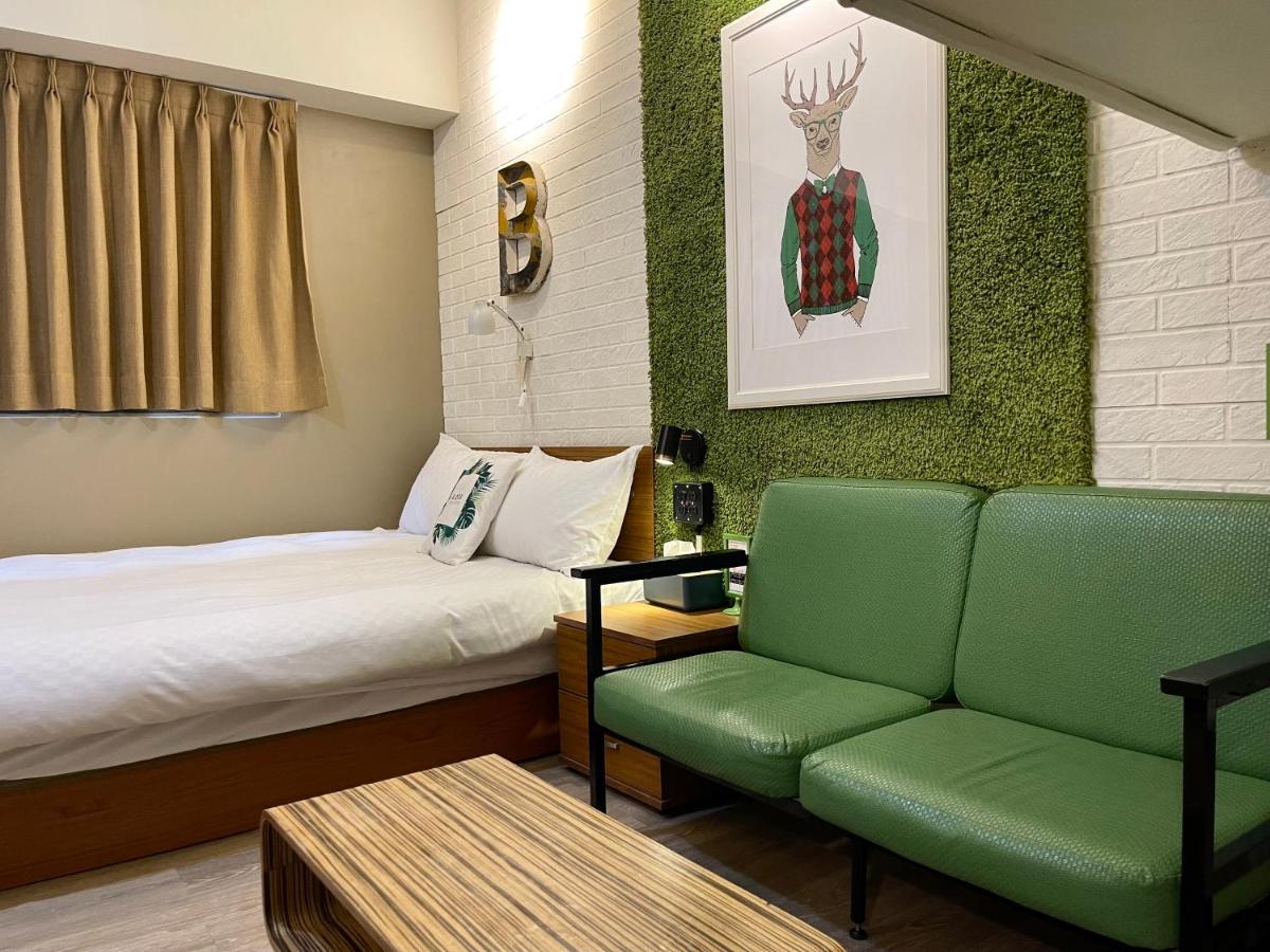 台中一中街格雷熊 Apartment Bagian luar foto