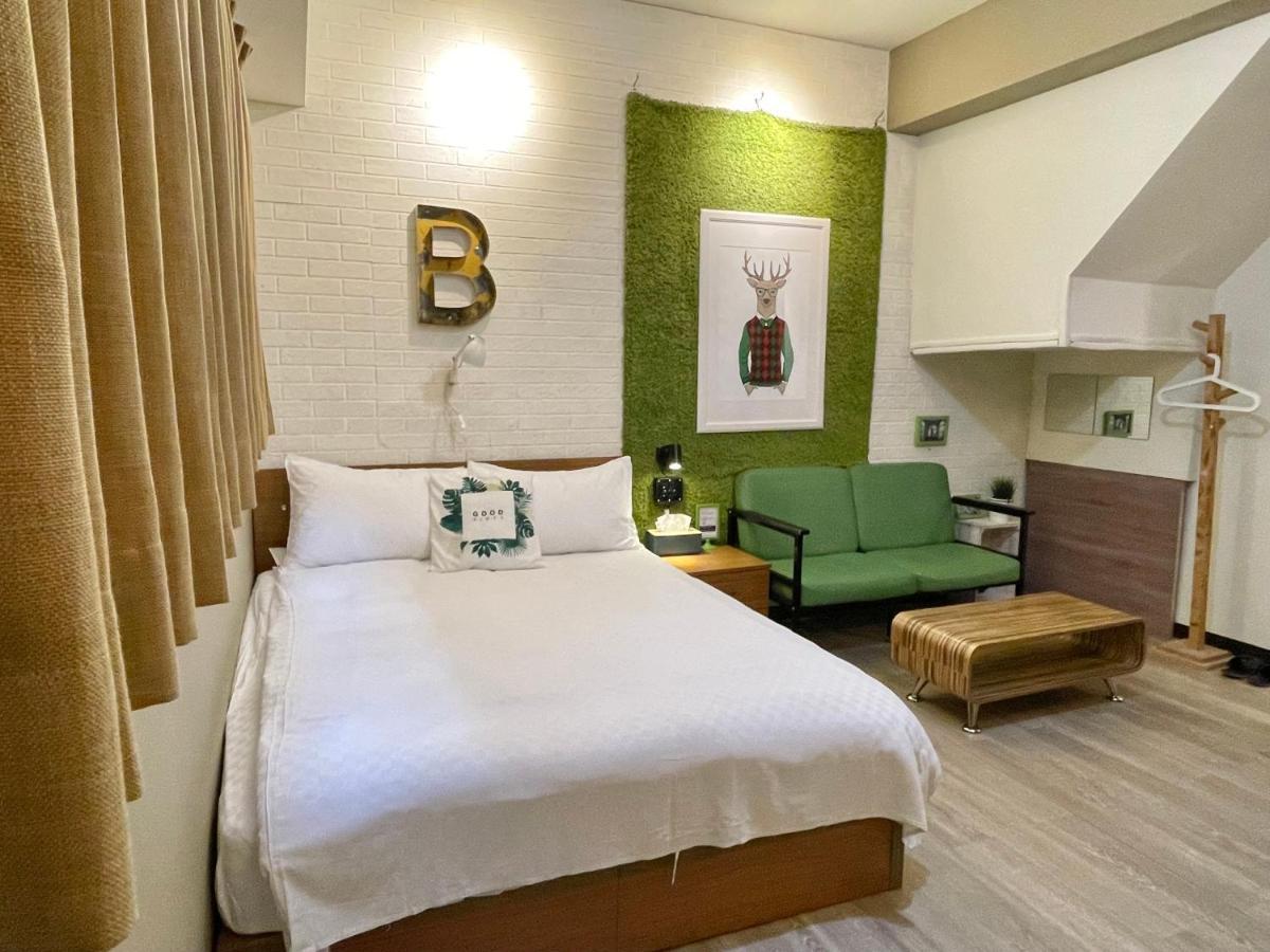 台中一中街格雷熊 Apartment Bagian luar foto