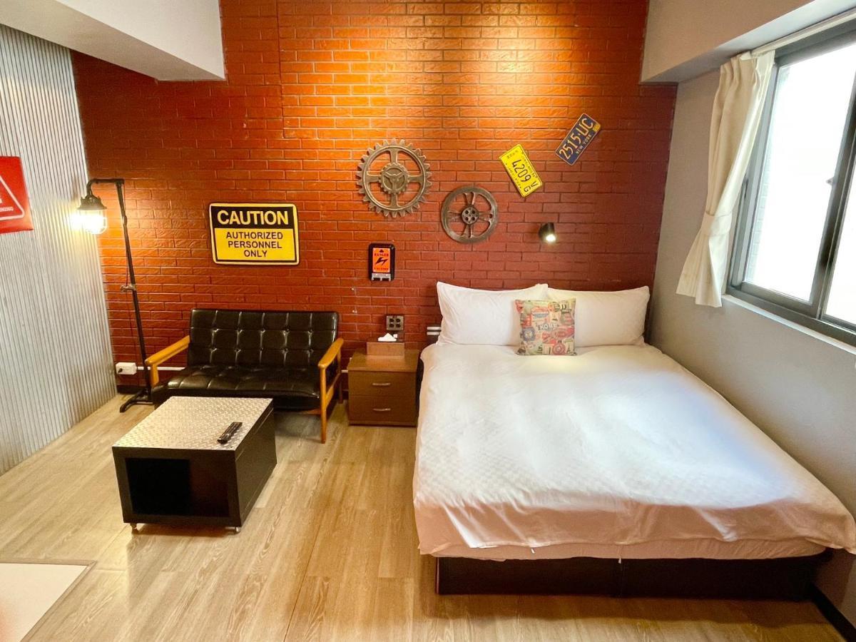 台中一中街格雷熊 Apartment Bagian luar foto